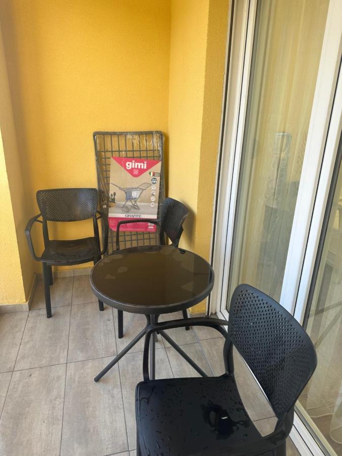 Luxury Apartments D&B Podgorica Bagian luar foto