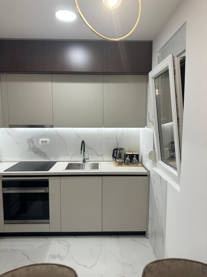 Luxury Apartments D&B Podgorica Bagian luar foto