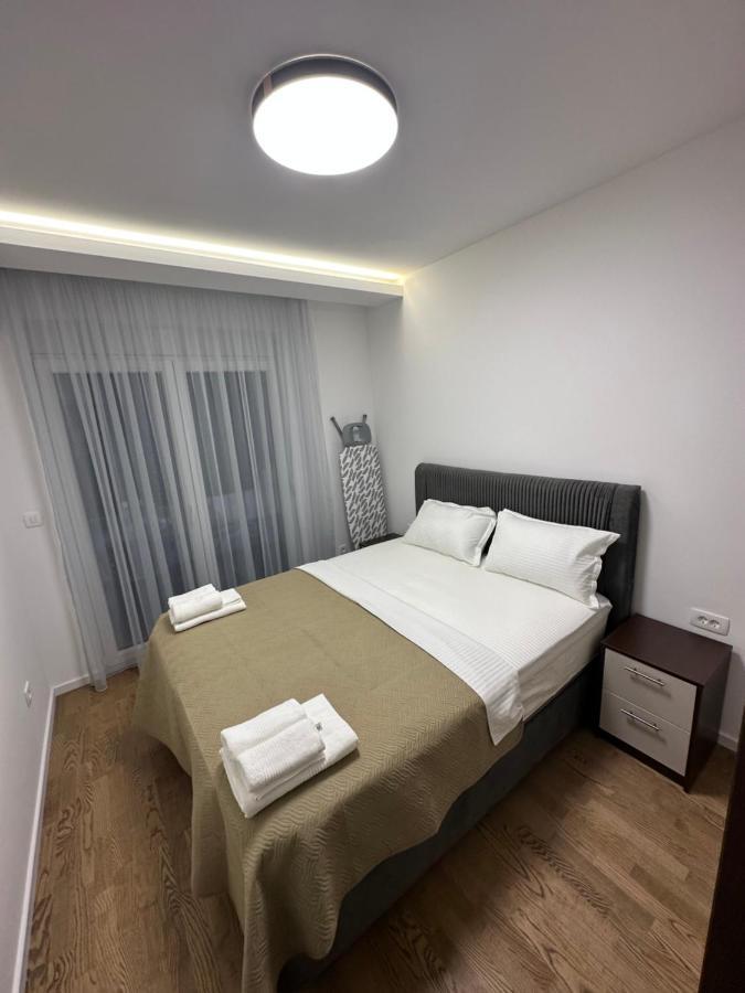 Luxury Apartments D&B Podgorica Bagian luar foto