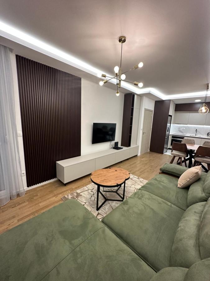 Luxury Apartments D&B Podgorica Bagian luar foto
