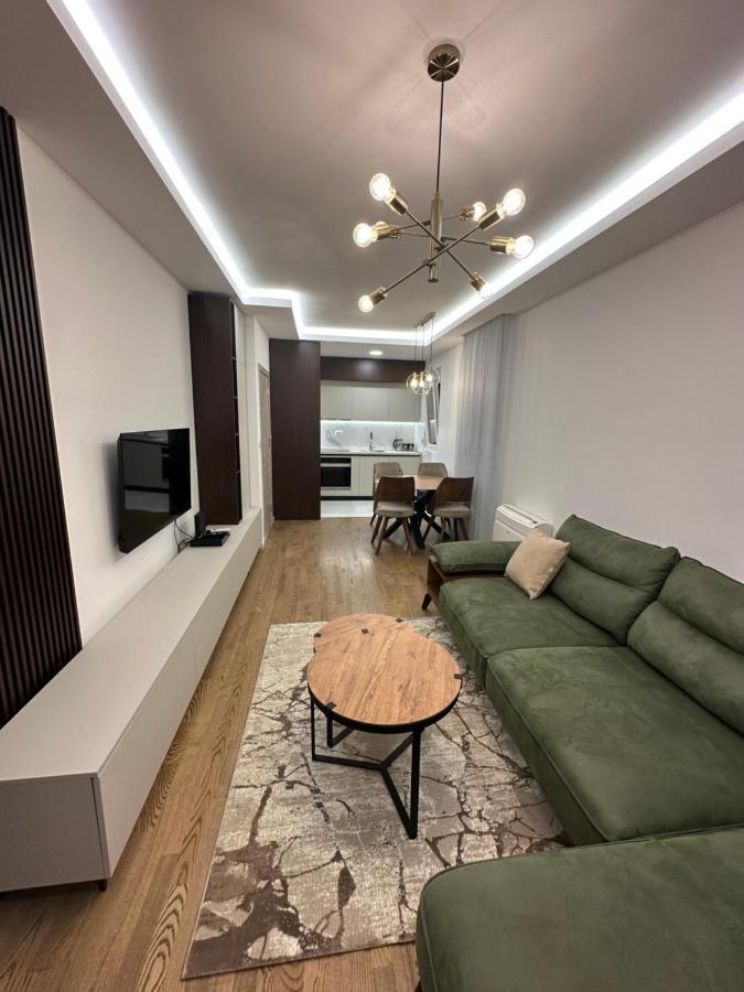Luxury Apartments D&B Podgorica Bagian luar foto