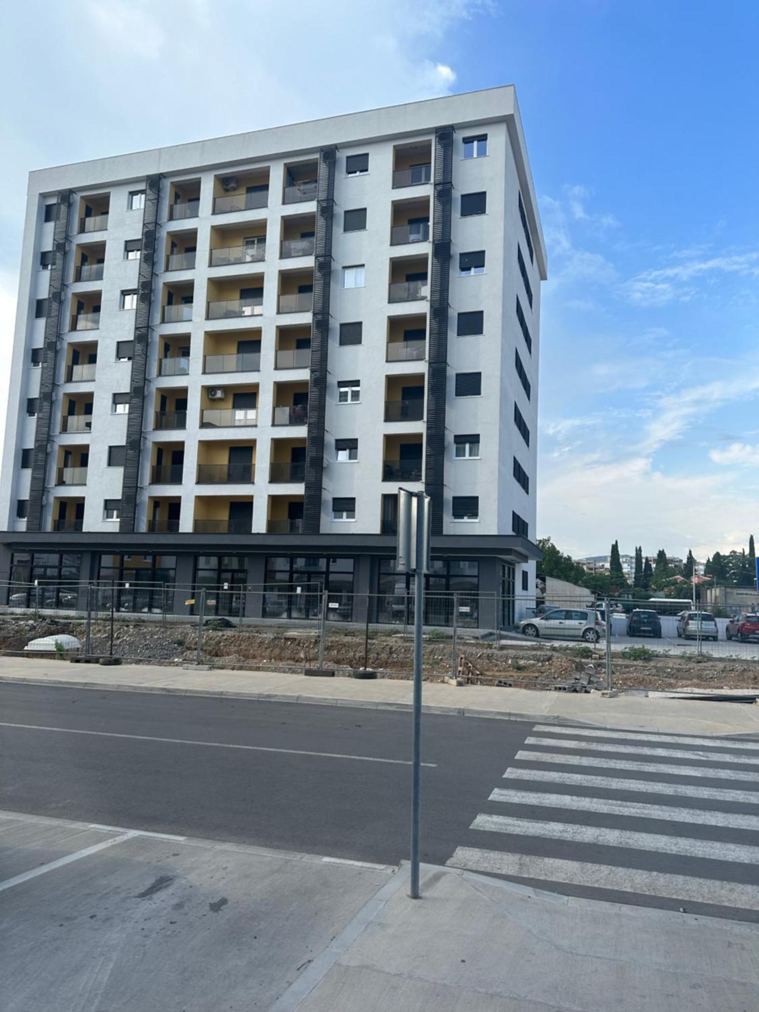Luxury Apartments D&B Podgorica Bagian luar foto